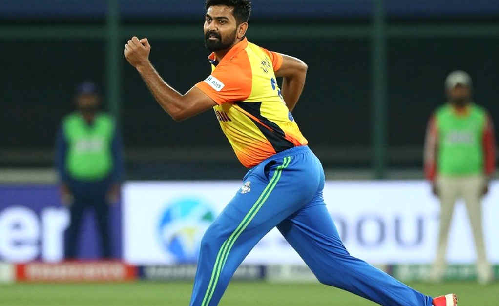 মিরপুরের ঘড়ি ও এশিয়ার অদৃশ্য ক্যালেন্ডার: ফ্র্যাঞ্চাইজির টাকা, ফিক্সচারের ক্লান্তি আর যাদের শরীর ভাড়া দেওয়া হয়