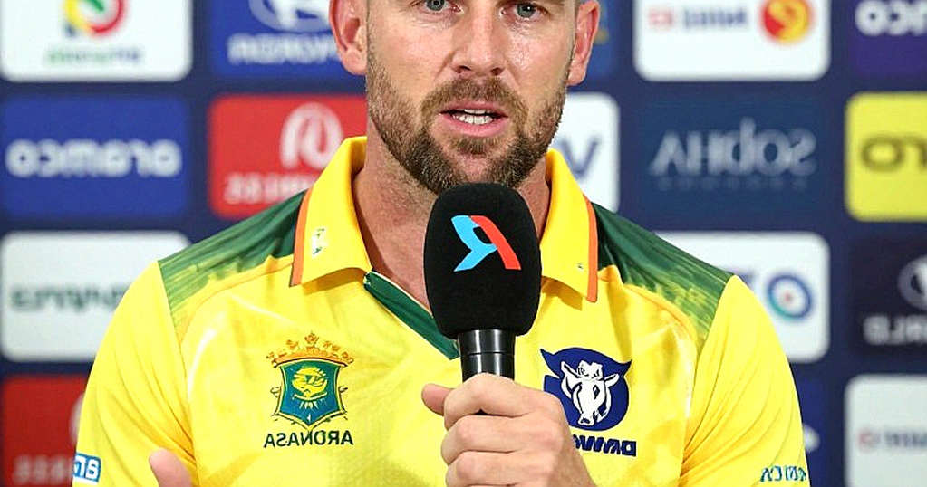 রিটেনশন তালিকার বাইরে: বিপিএল দলবদলে টাকার আসল স্কোরবোর্ড